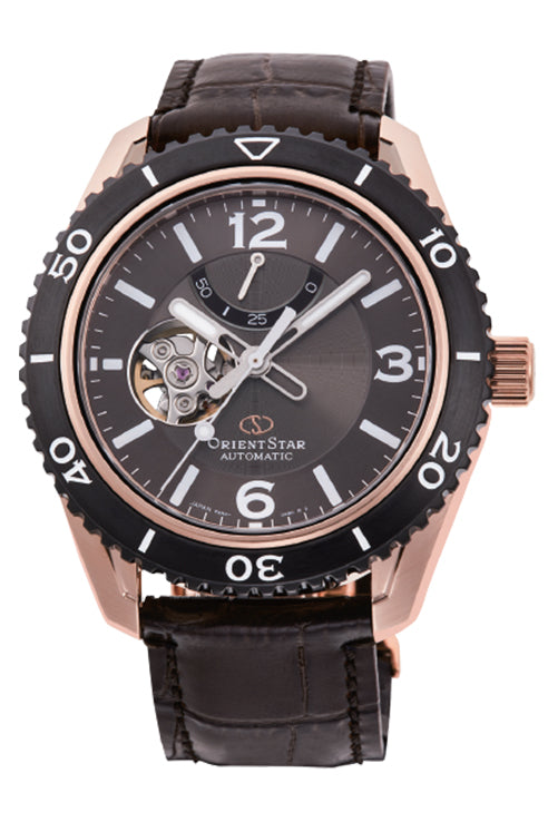 ORIENT STAR: Mechanical Sports Watch, Leather Strap - 43.2mm (RE-AT0103Y)